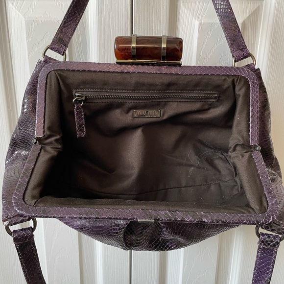 Miu Miu snakeskin bag in purple - Made in Italy - Picture 5 of 6